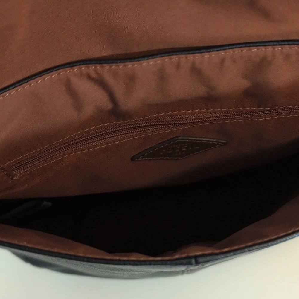 Fossil classic leather